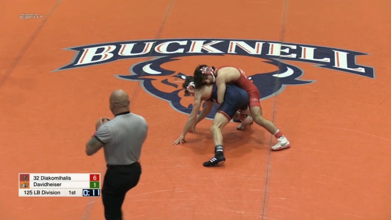 125lbs Greg Diakomihalis (Cornell) vs Kade Davidheiser (Bucknell) background