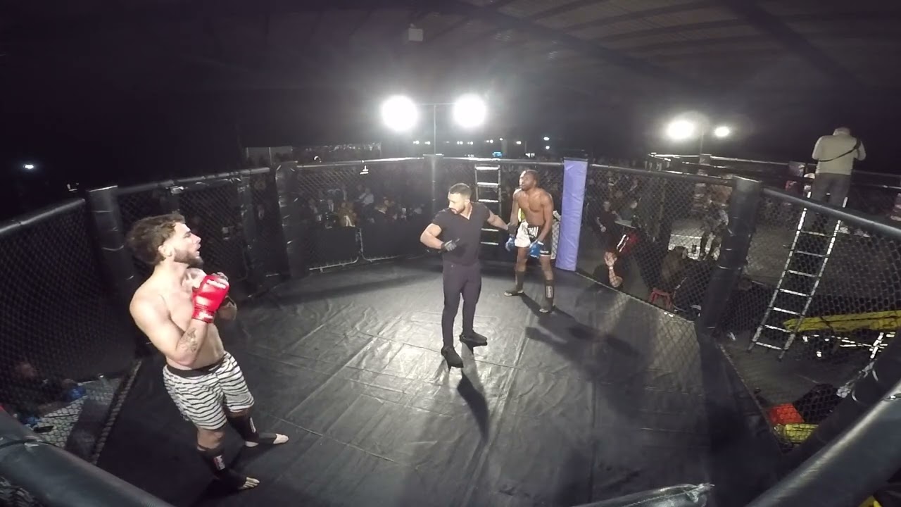 MANCHESTER | MMA | RINALDS LUBGANS VS ANDRE OSARUMEN background