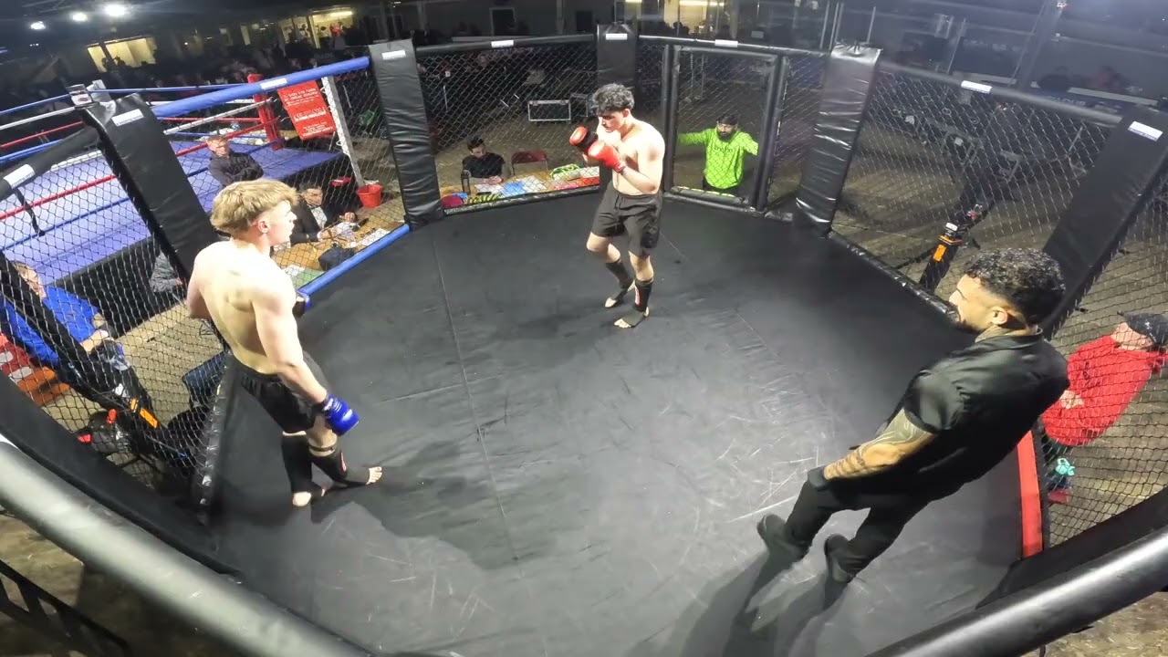 BRISTOL | ULTRA MMA | RODRIGO VS TOBY THE MAULER PORTER background