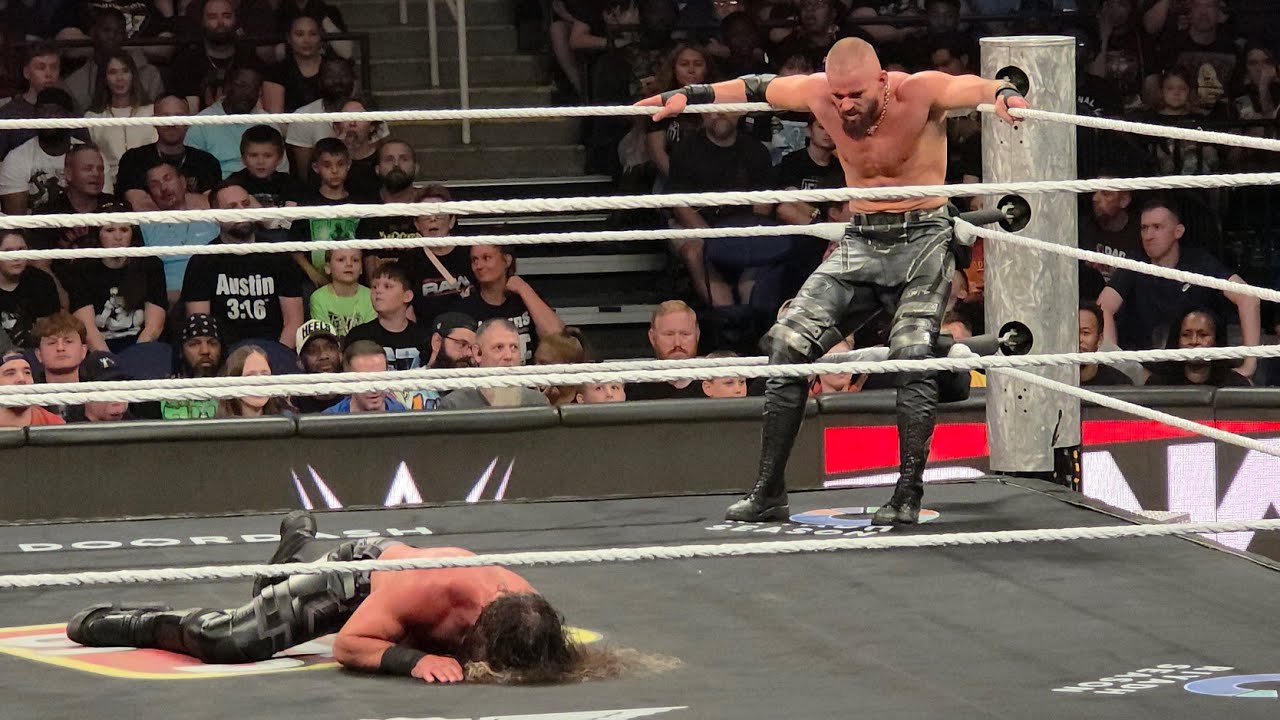FULL MATCH: Seth Rollins vs Austin Theory 5-18-26 background