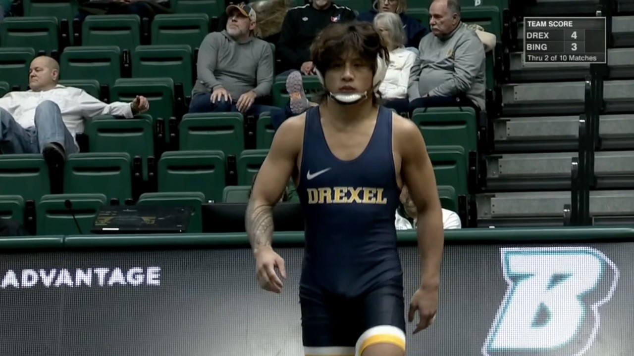 141lbs Jordan Soriano (Drexel) vs Ryan Hartung (Binghamton) background
