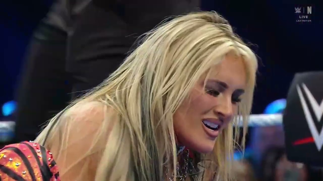 Tiffany Stratton Vs Lash Legend For the Women's United States Title - WWE SmackDown 22/05/2026 background