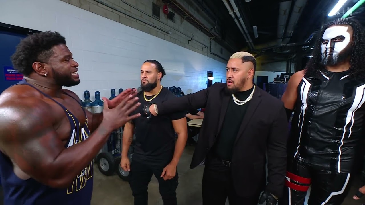 Solo Sikoa Sends Chilling Message to Royce Keys | SmackDown May 22, 2026 background