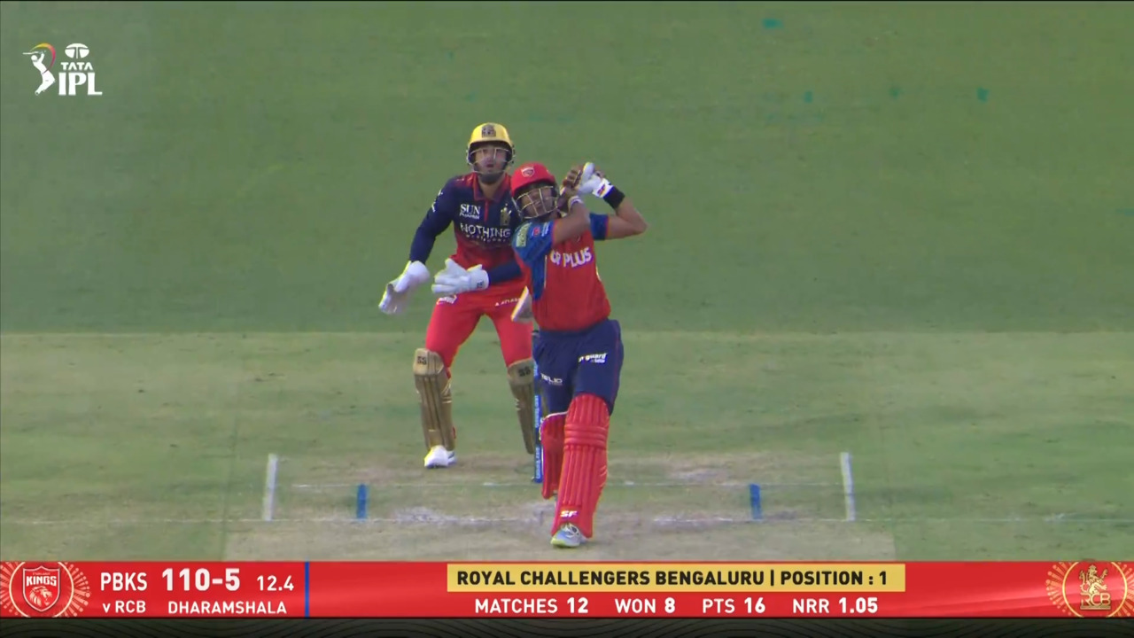 IPL 2026 M61: PBKS vs RCB - Shashank Singh Six background