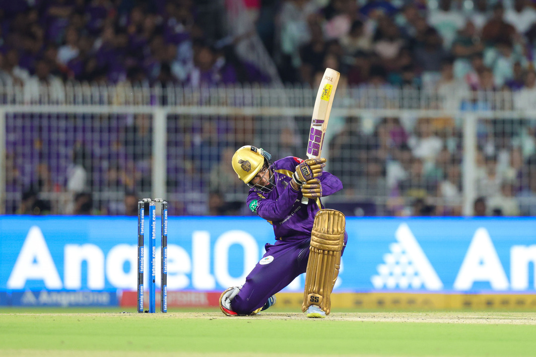 How brave is that! Raghuvanshi's shot stuns Rabada