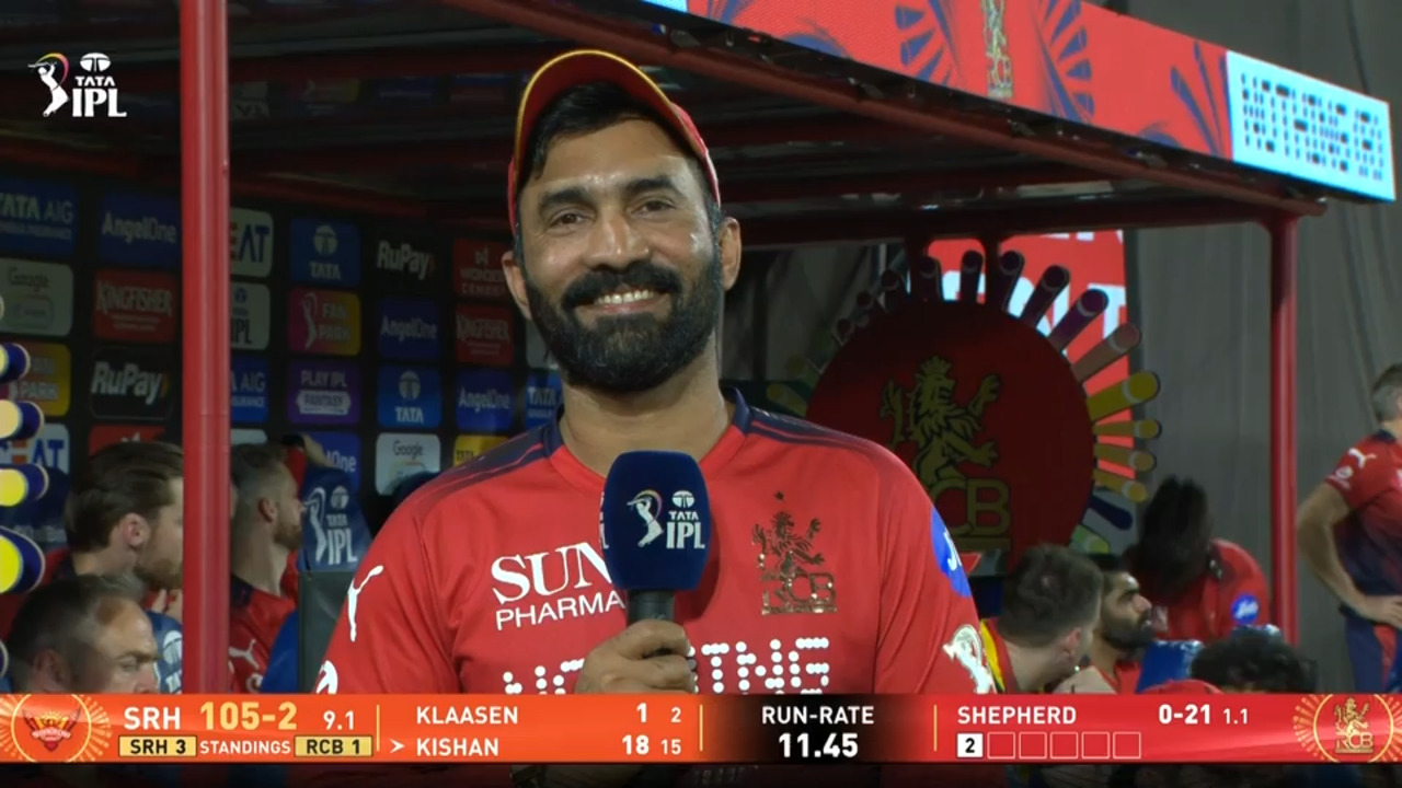IPL 2026 M67: SRH vs RCB - Dinesh Karthik Interview background