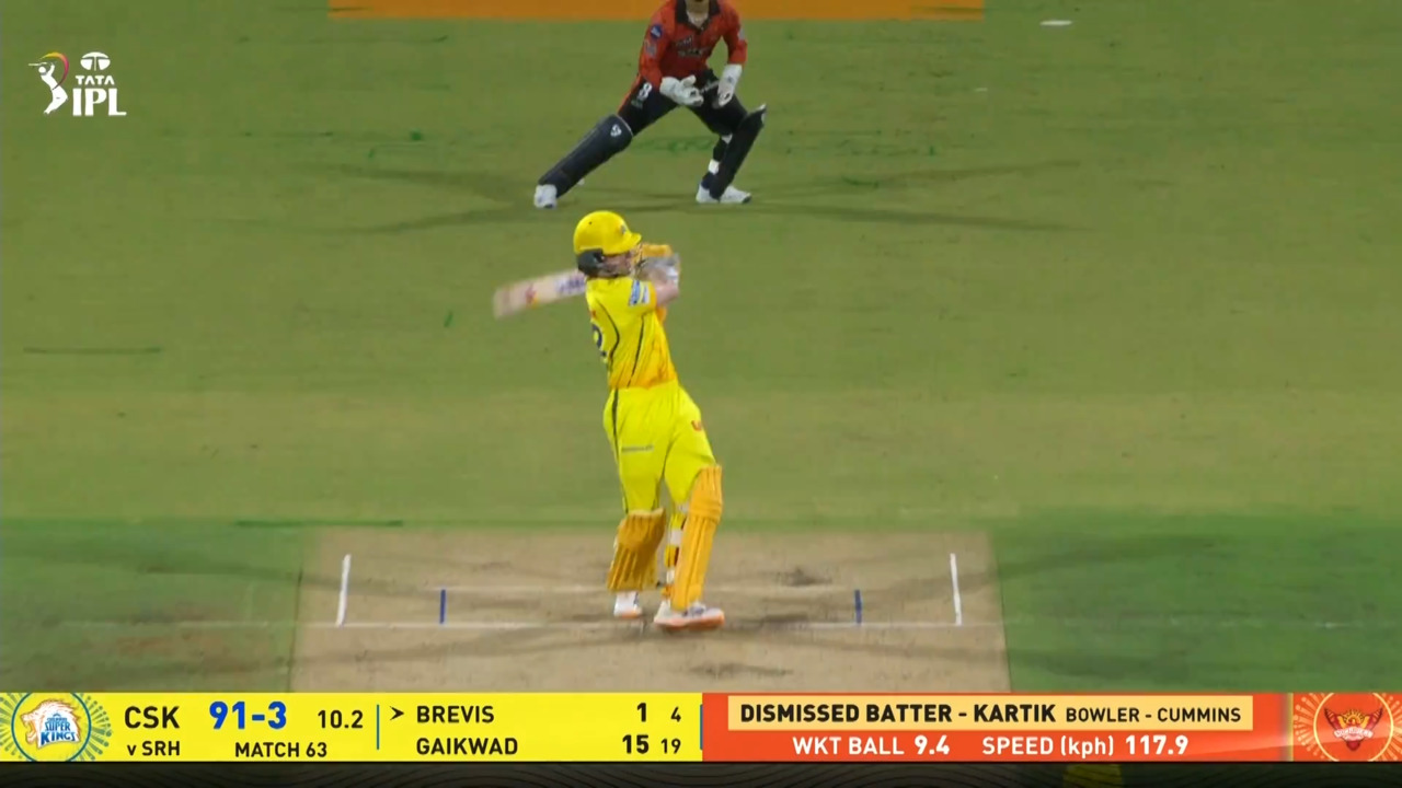 IPL 2026 M63: CSK vs SRH - Dewald Brevis Six