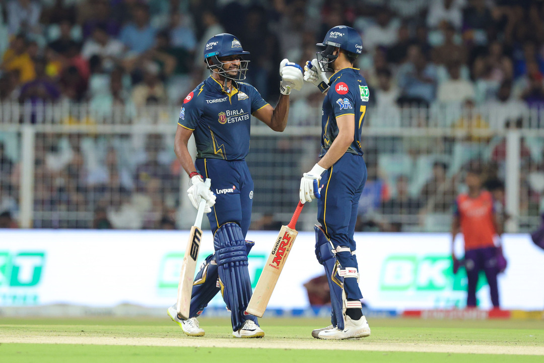 The start GT needed: Gill-Sudharsan at it again background