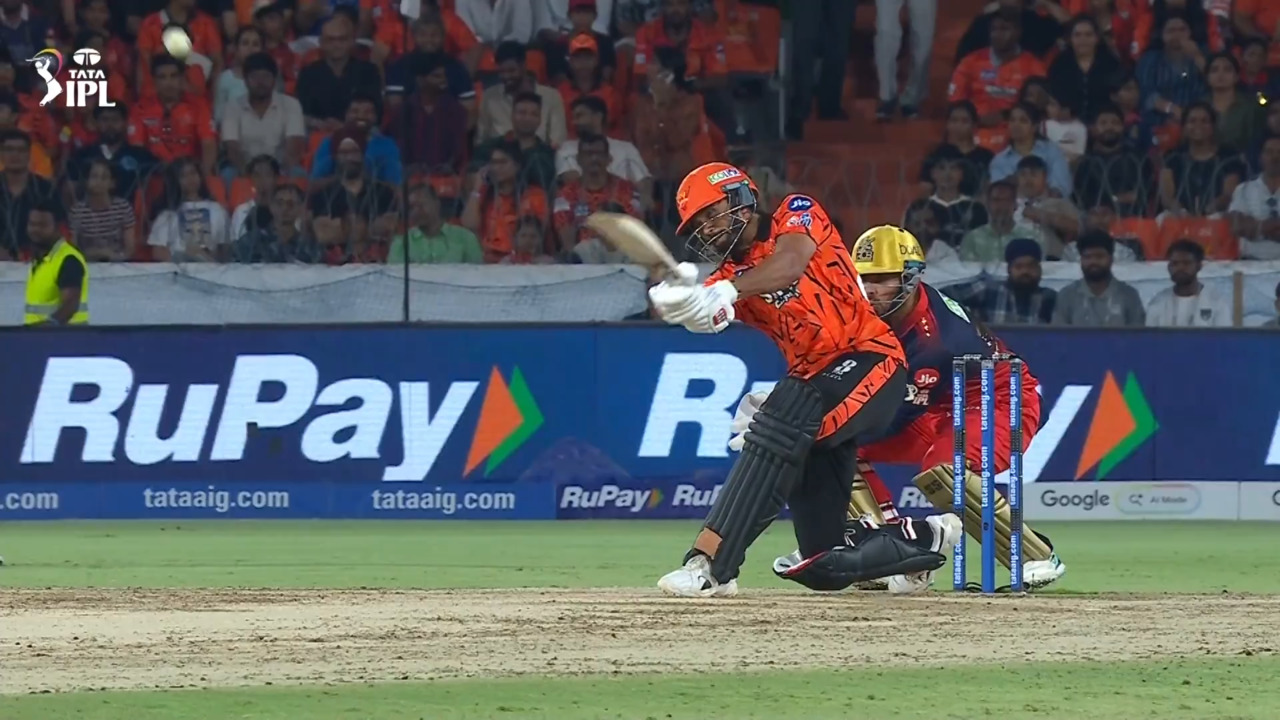 IPL 2026 M67: SRH vs RCB - Nitish Kumar Reddy Six background