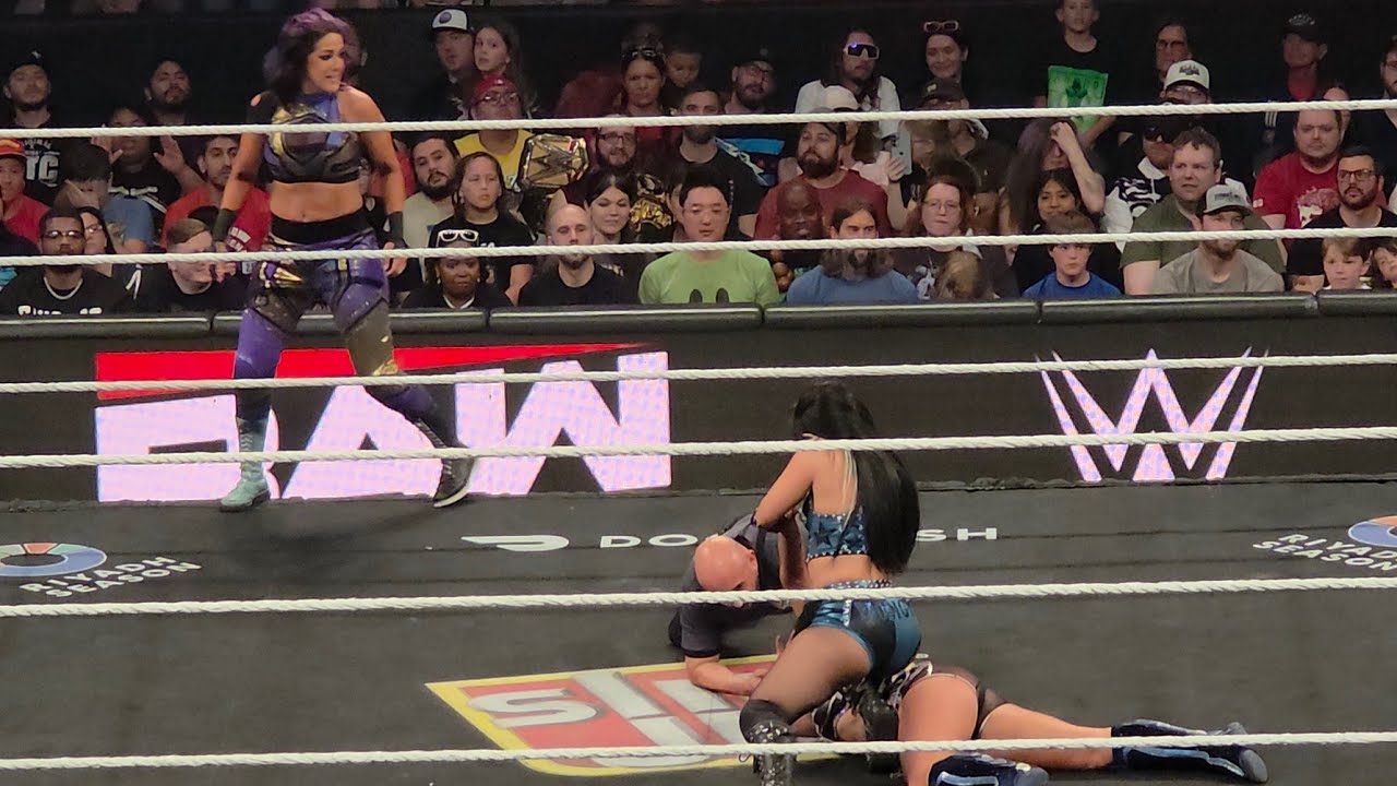 FULL MATCH: Bayley & Lyra Valkyria vs Raquel Rodriguez & Roxanne Perez (w/Liv & Dom) 5-25-26 background