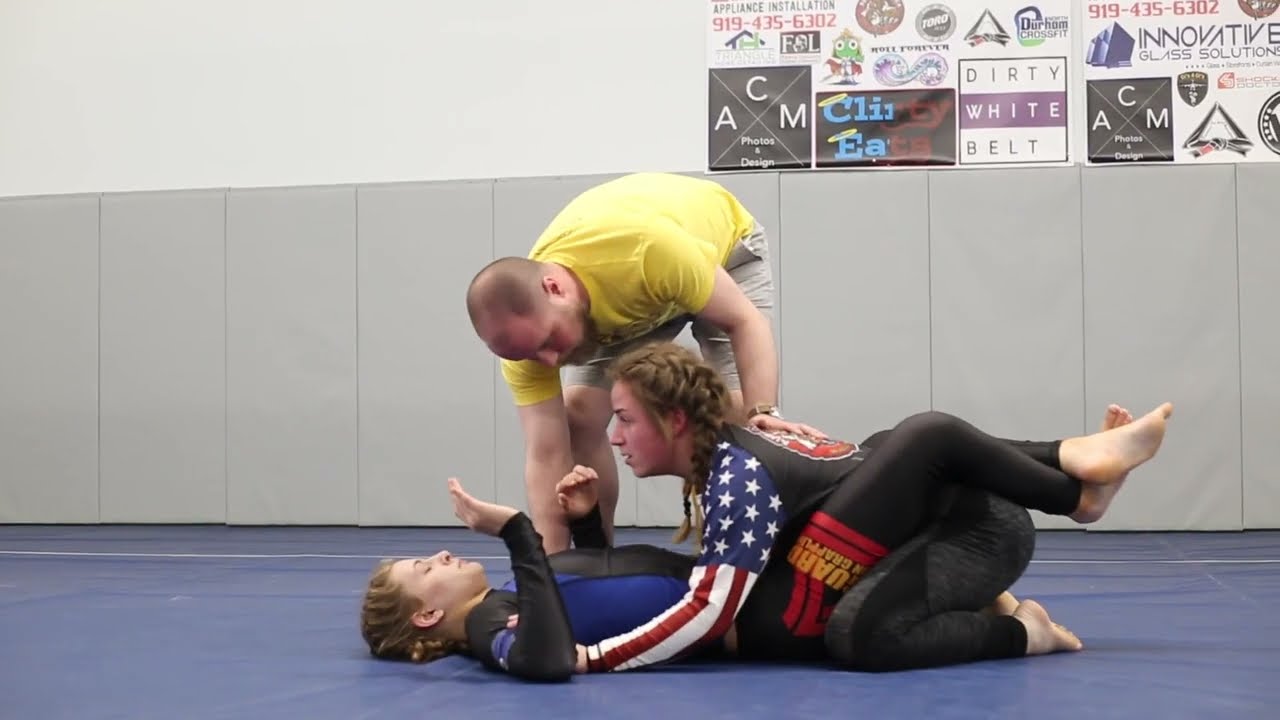 Thee Best Women's Brazilian Jiu Jitsu Match - Classic background