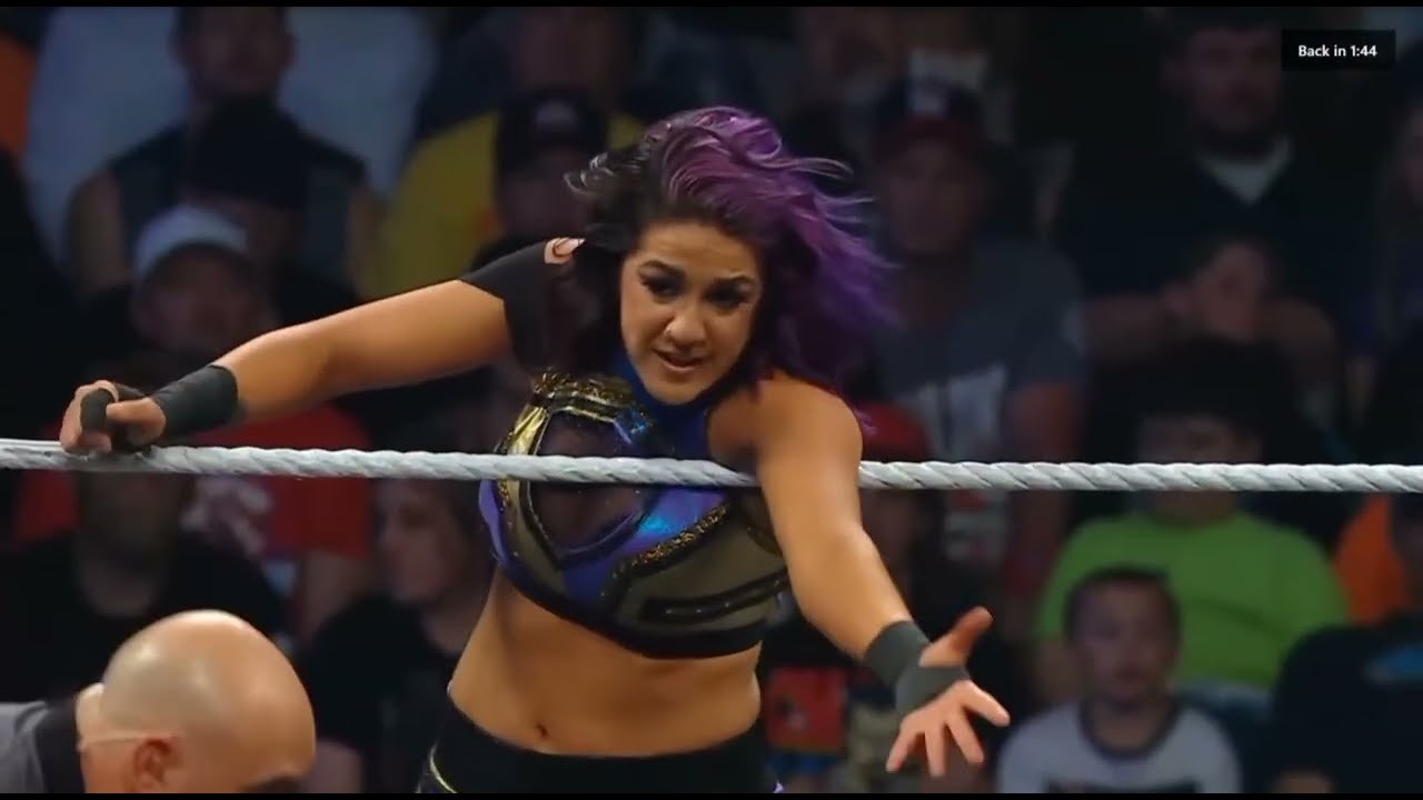 BAYLEY & LYRA VALKYRIA VS RAQUEL RODRIGUEZ & ROXANNE PEREZ | WWE RAW PART 2 background
