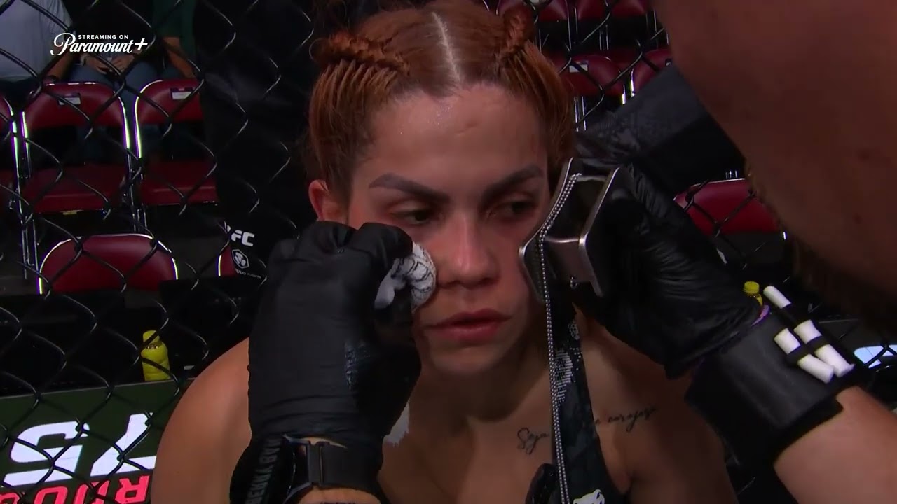 Puja Tomar vs Rayanne dos Santos | Full Fight background