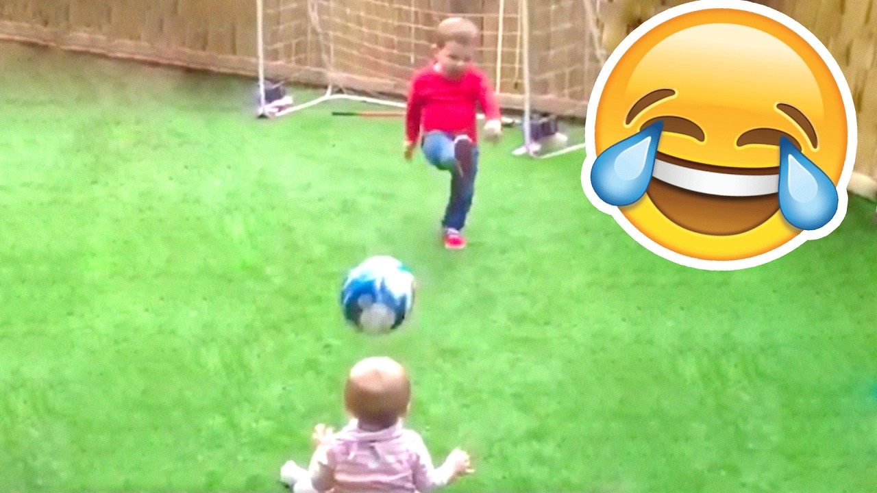 COMEDY FOOTBALL & FUNNIEST FAILS #9 (TRY NOT TO LAUGH) backdrop
