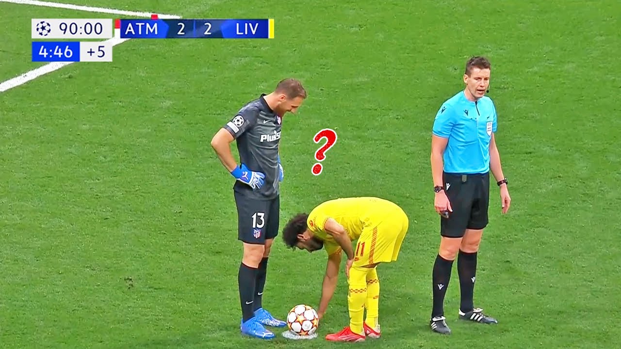 Moments you BARELY NOTICED in Football background
