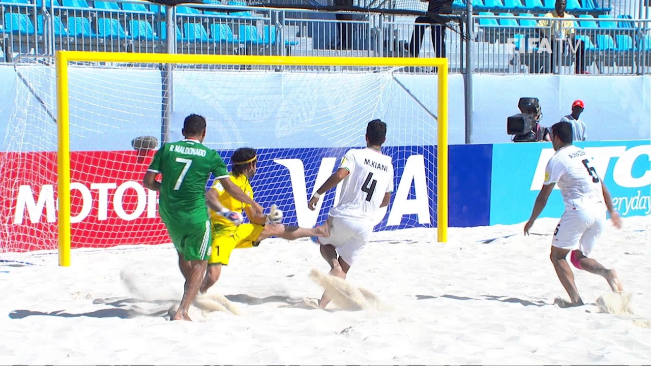 Iran v Mexico | FIFA Beach Soccer World Cup 2017 | Match Highlights background