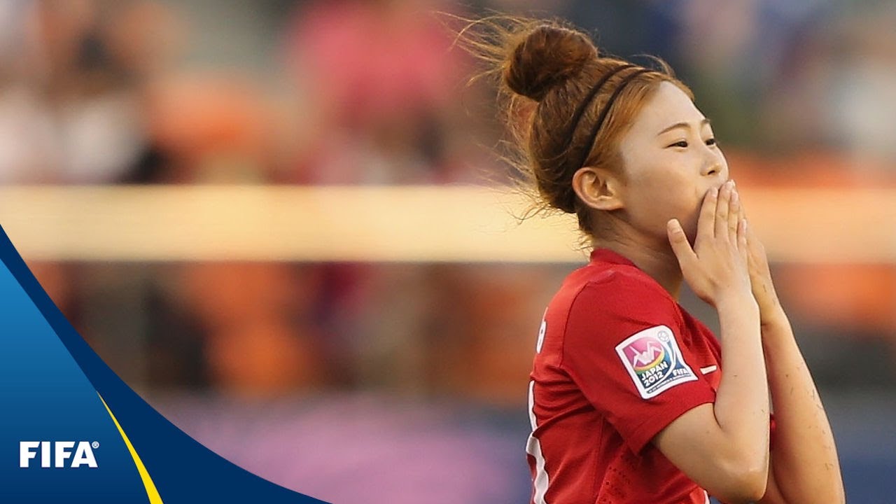 Koreans give Brazil the kiss off background
