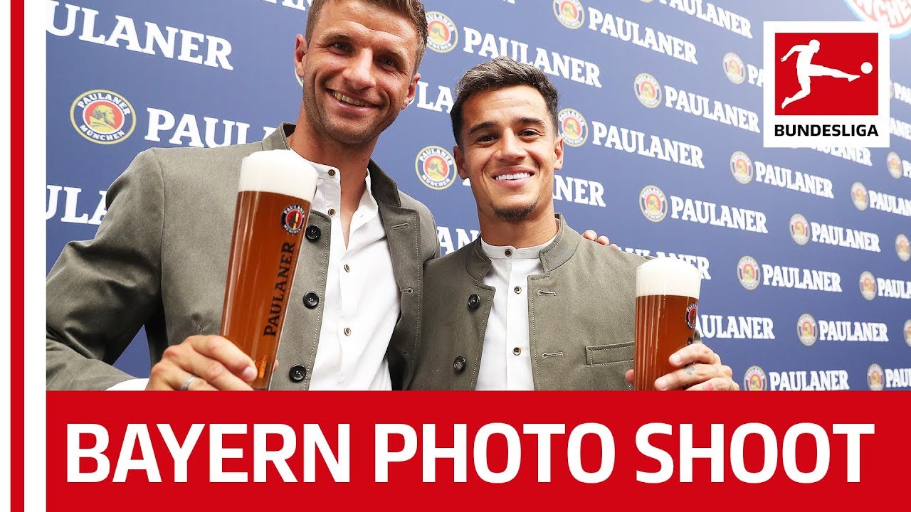 Coutinho, Perisic, Hernandez & Co. - Bayern Stars learn Bavarian at Paulaner Photo Shoot background