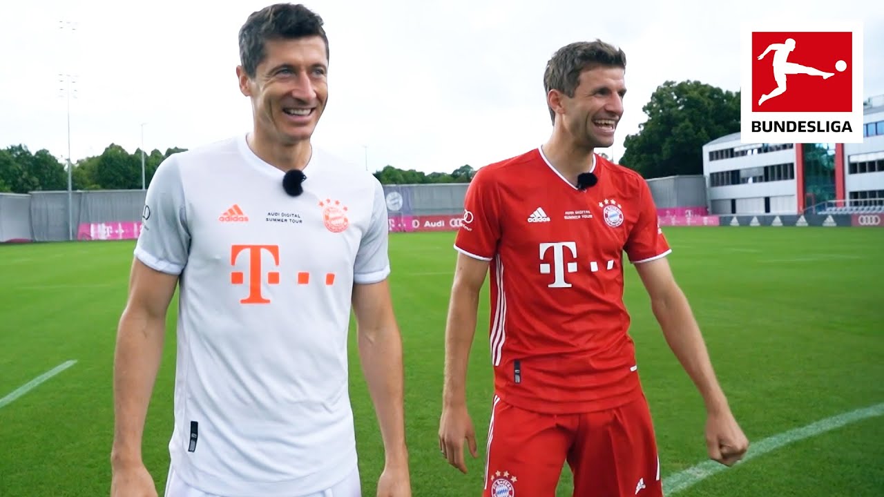 Bayern München • Copy the Penalty Challenge • Müller vs. Lewandowski backdrop