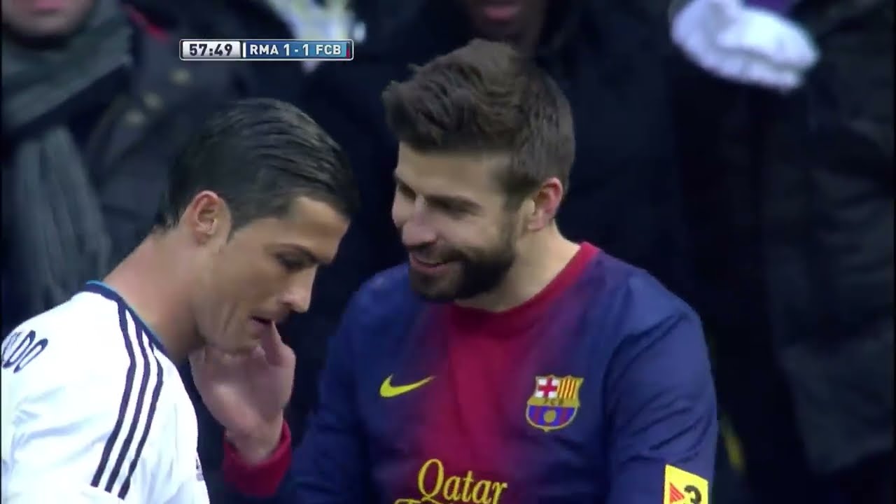 Tarjeta amarilla a Gerard Piqué background