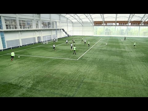 How to create space for a cross | Soccer training drill | Nike Academy background