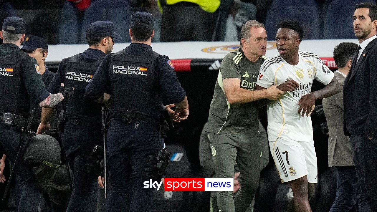 "I'm leaving the team, it's better I go" | Vinicius Jr opens Real Madrid exit door background