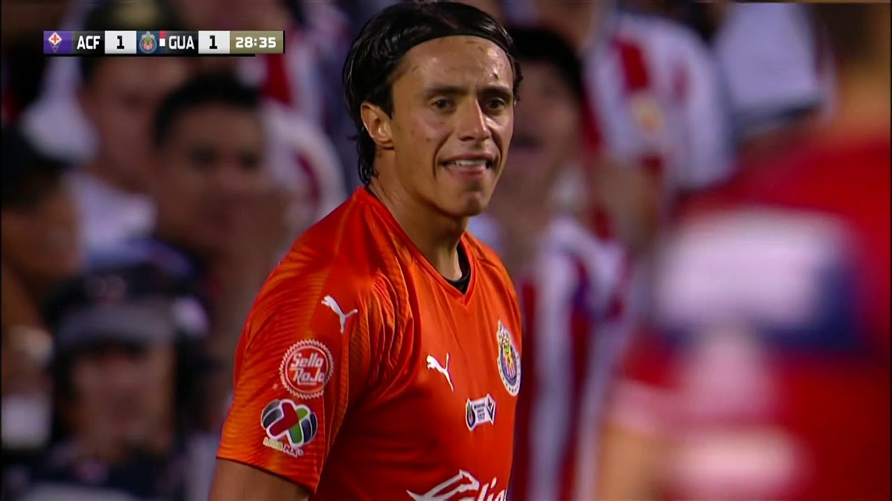 Fiorentina v Chivas Guadalajara - Highlights - ICC background