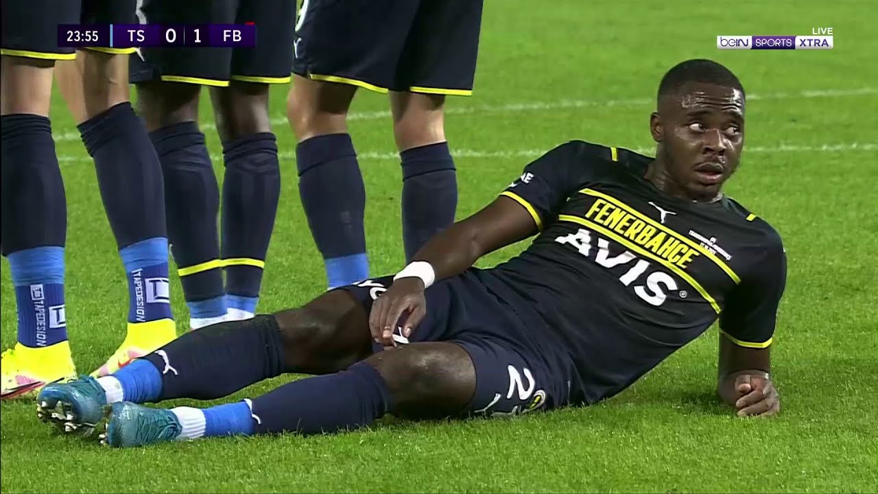 This Fenerbahce 'crocodile' did not work to stop this goal! background