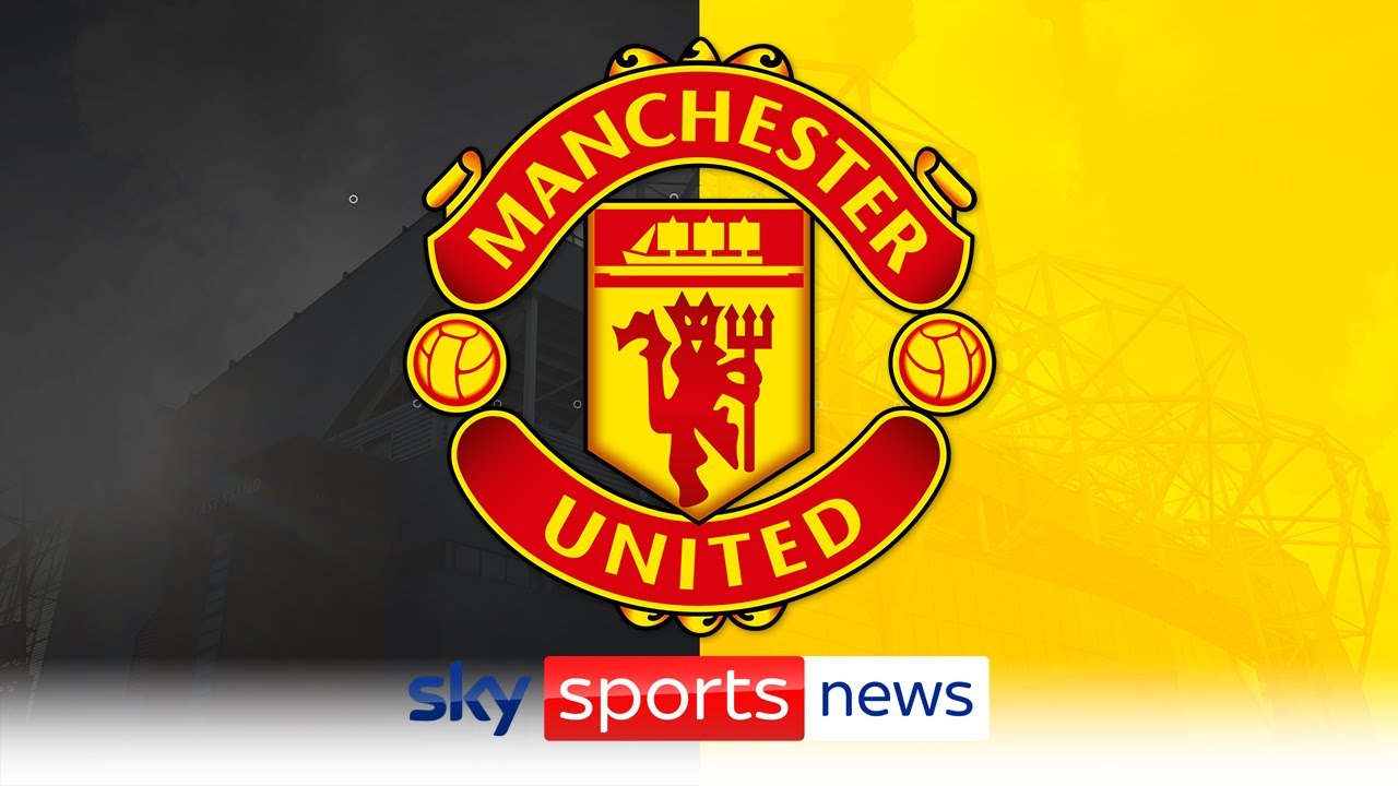 Should Manchester United fans be concerned by a lack of transfer activity? | Transfer Talk backdrop