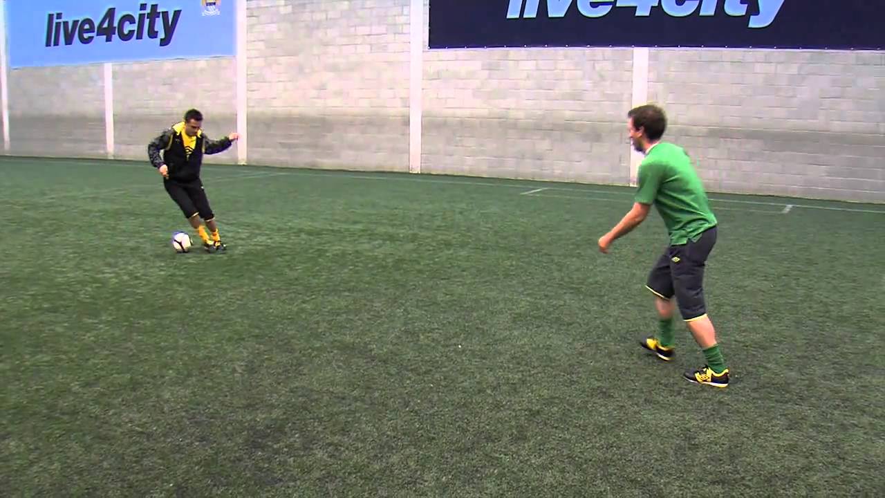 Falcao skill tutorial | How to do the backward Elastico background