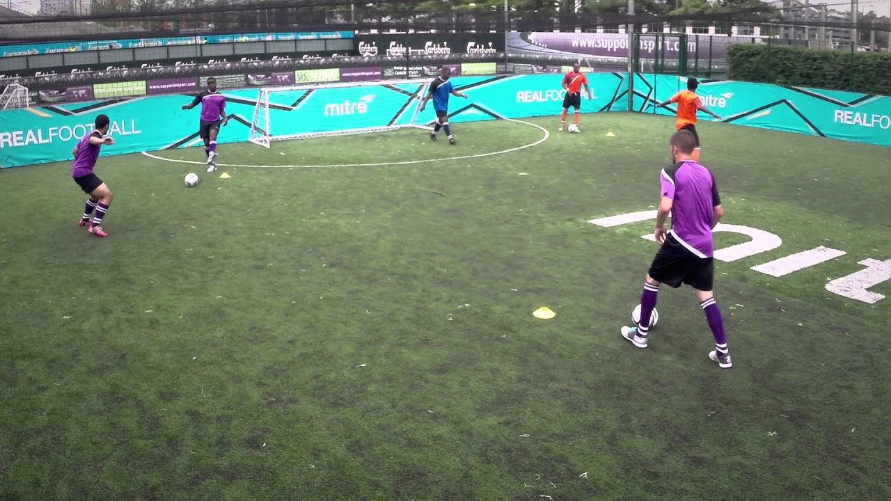 How to control the ball under pressure | Soccer training drill | 5-a-side