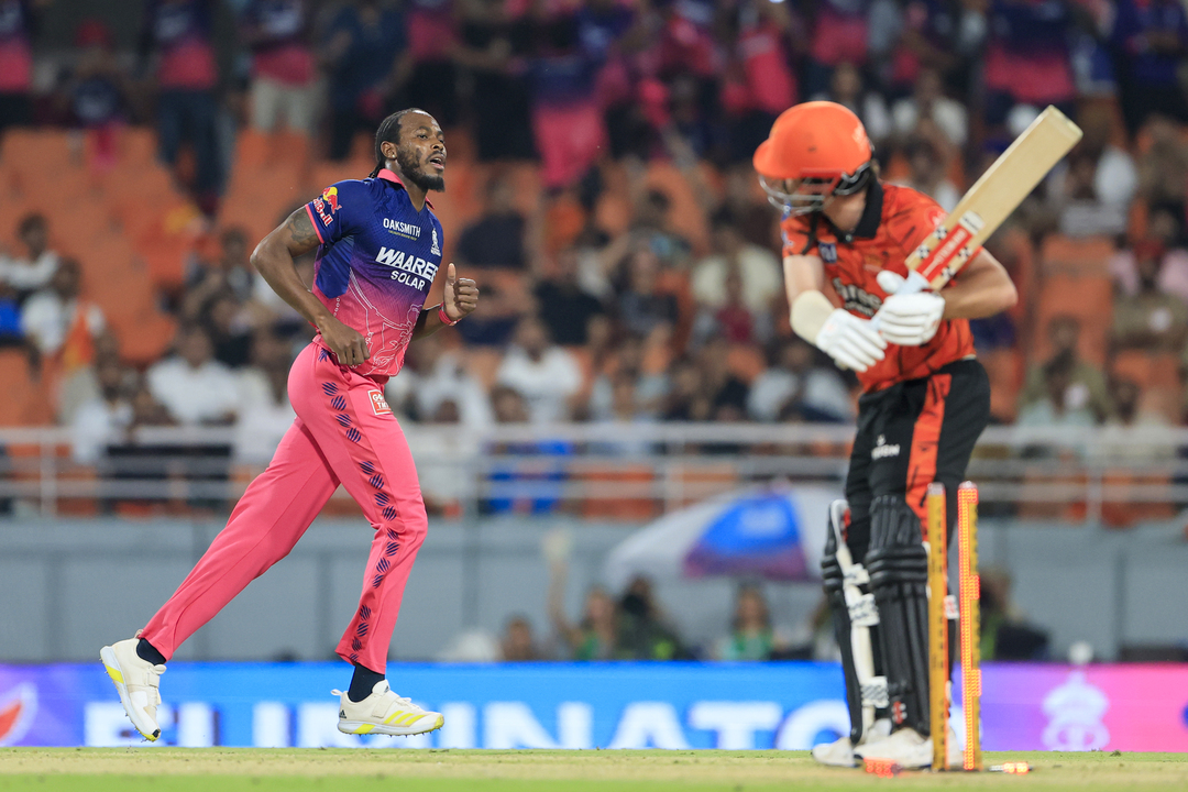 150.4 kmph Stump Rattler! Jofra Archer Special background