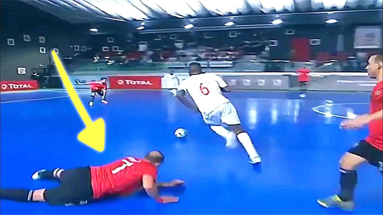 100+ CRAZY HUMILIATING SKILLS IN FOOTBALL! #6 background