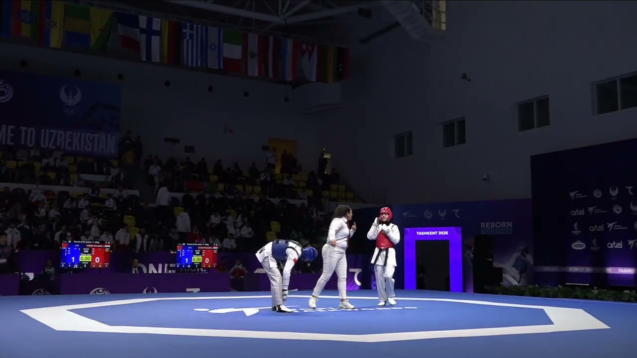 408 Round of 64 F 49kg CHN LI M EGY YASSER MOHAMED L PGM background