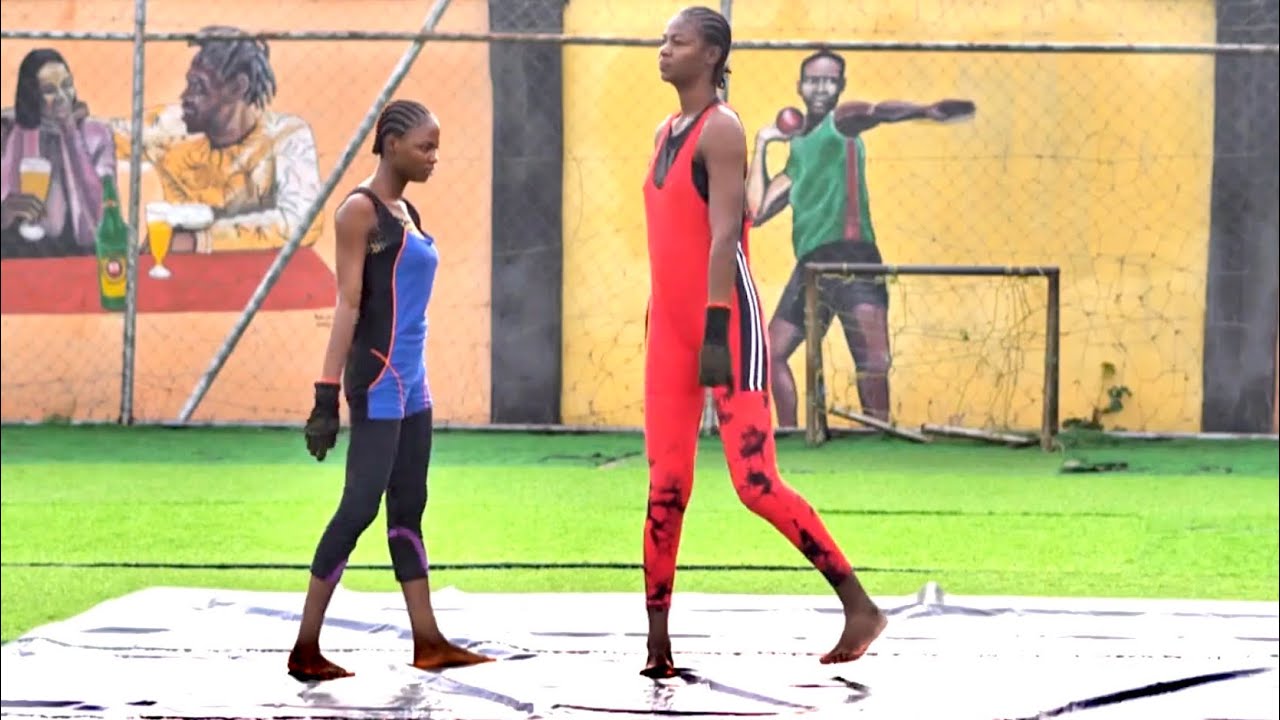 Women wrestling: Does height matter in wrestling? Let’s watch and find out background