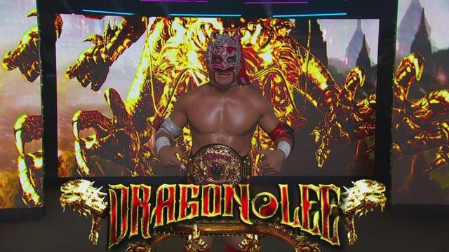 FULL MATCH: Dominik Mysterio & El Grande Americano vs. Dragon Lee & Vikingo: AAA Alianzas background