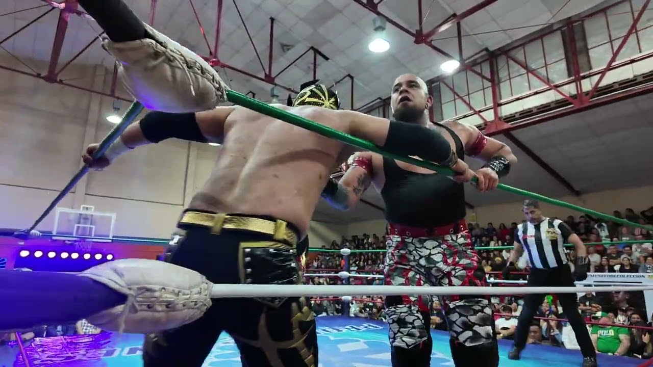 Lucha de empresas:Miedo Extremo y Rey Dragón Vs Aero Boy y Dariux con Producciones IRC background