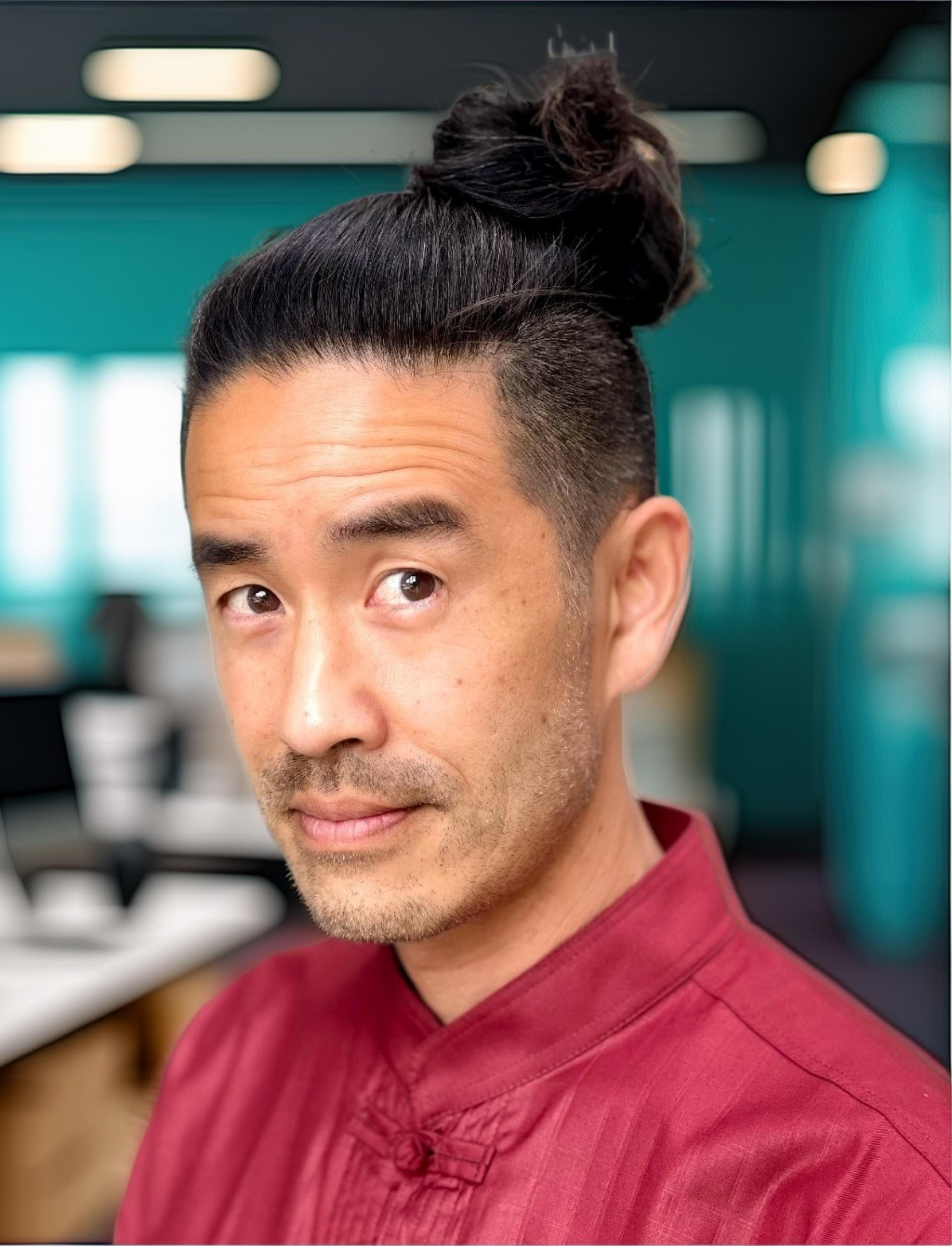 Christopher DeHau Lee
