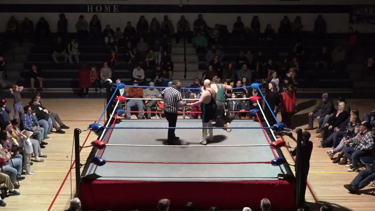 Cousin Larry vs. Cocky Kyle @ Global Independent Wrestling in Calais, Maine background