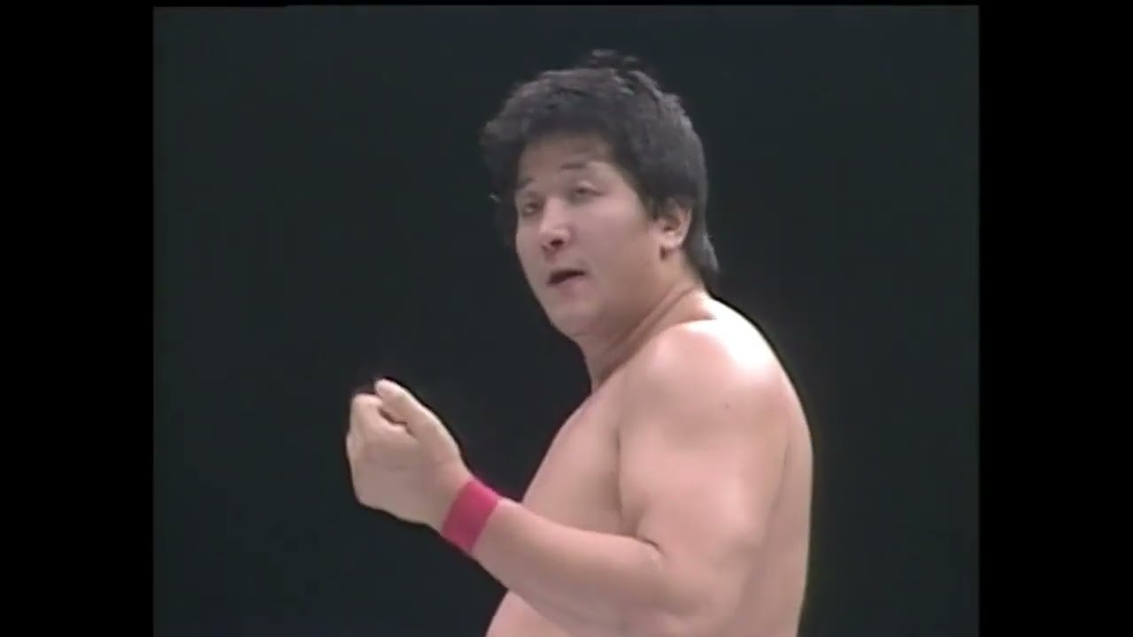 Akira Maeda vs Masakatsu Funaki (UWF Newborn 10-20-90)