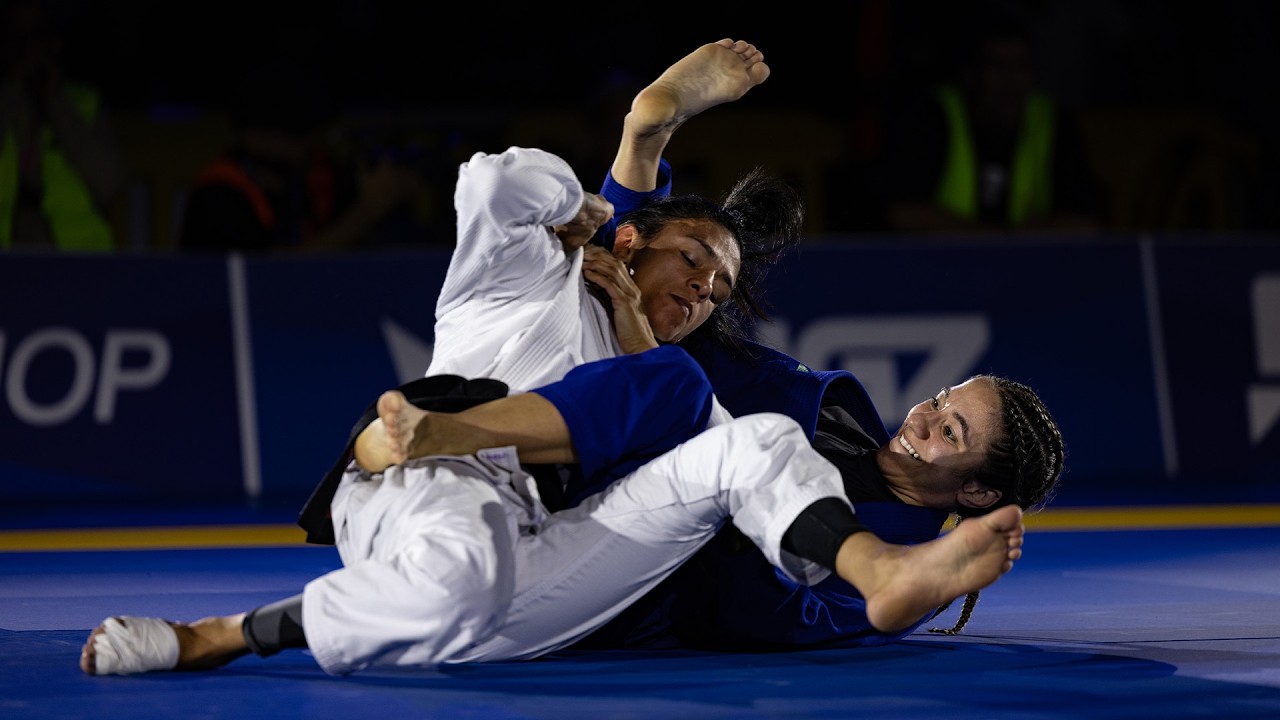 10 Black Belt Submissions From The Final Day of The IBJJF World Championship background