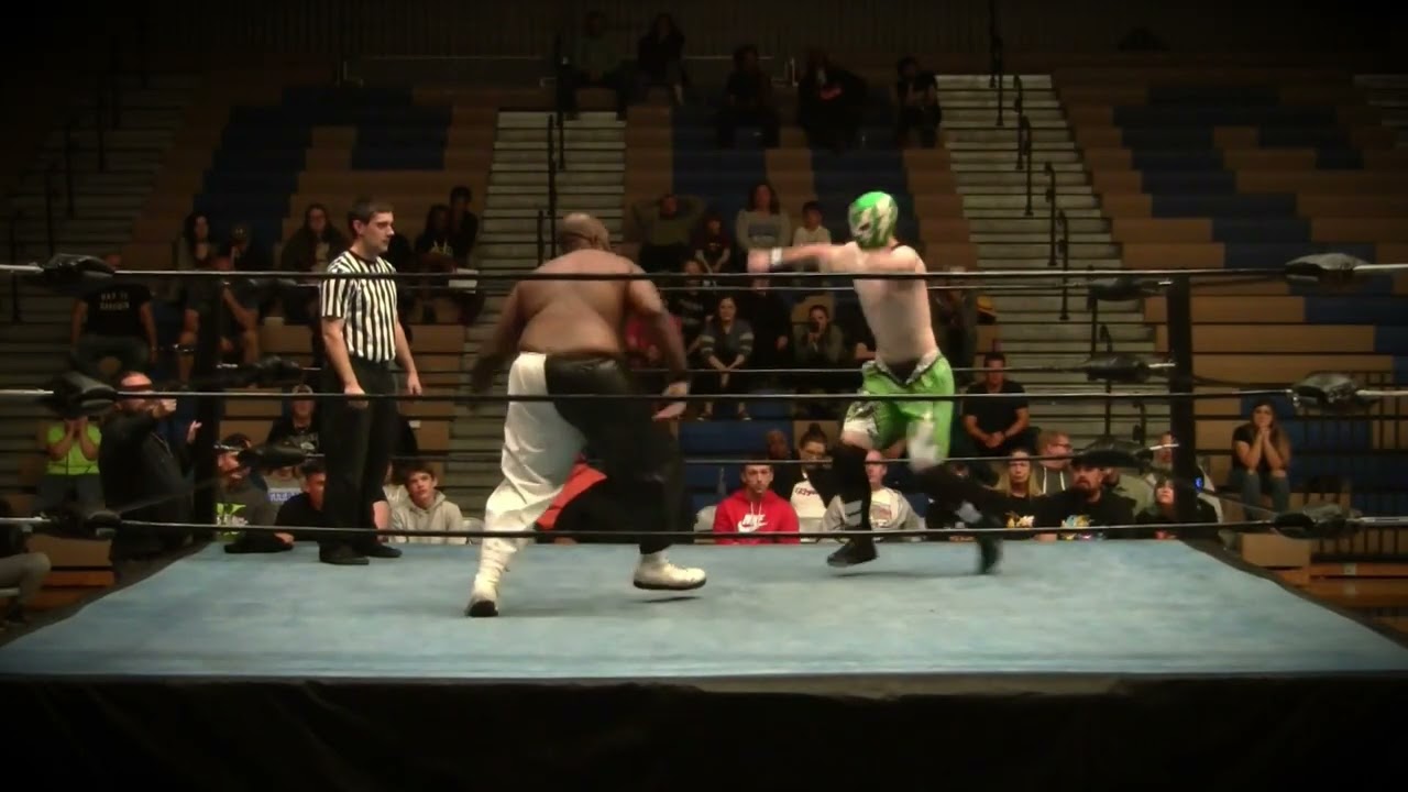 FULL MATCH Ike Watts vs Gran Trueno Nov 4th 2022 background