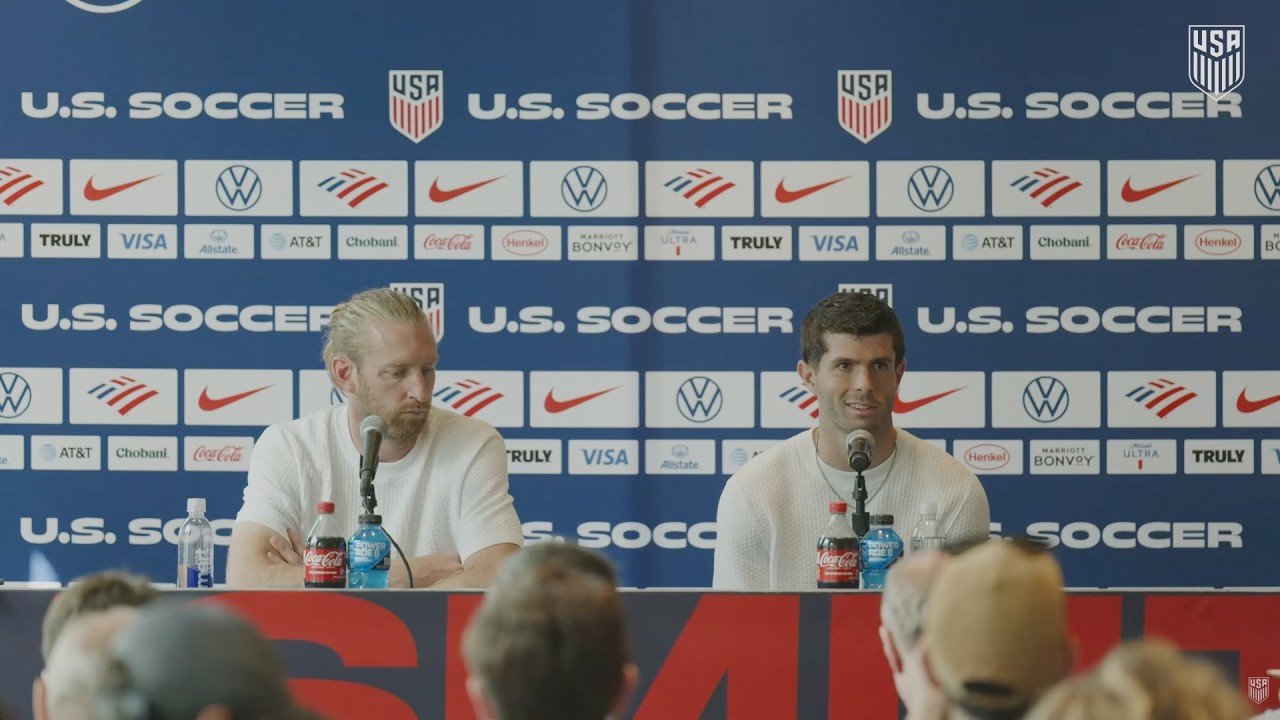 Christian Pulisic, Weston McKennie and Tyler Adams talk USA's FIFA World Cup™ Roster ⚽️ FOX Soccer background