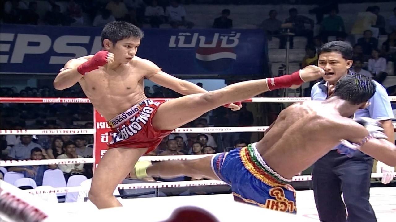Phet-Ek Sitjaopho vs. Duewa KongUdom | Rajadamnern Stadium | Full Muay Thai Fight background