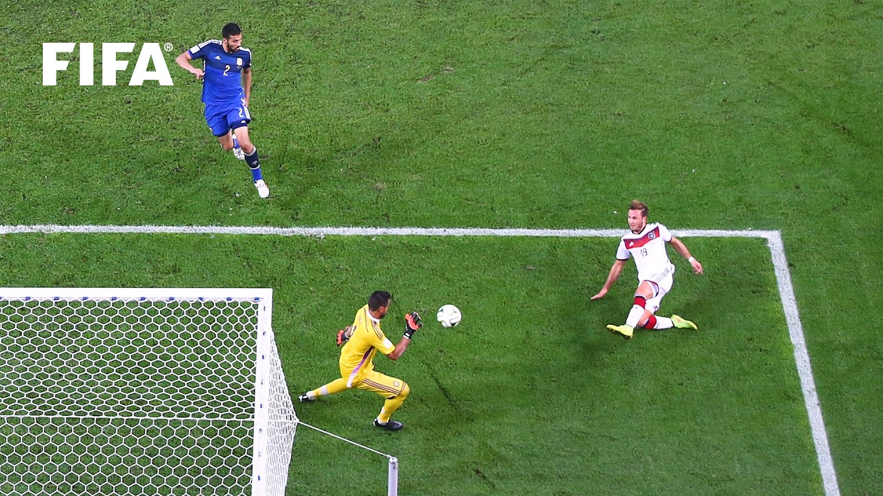 2014's Awesome Skills | Gotze, Dempsey, Messi & More background