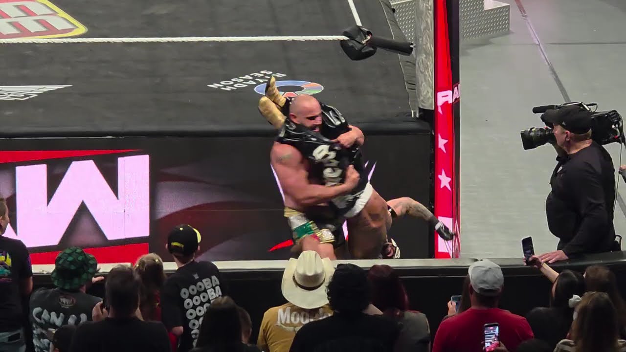 FULL MATCH: Rey Mysterio vs Rusev - 1# Contender Match For Intercontinental Championship 5-25-26 background
