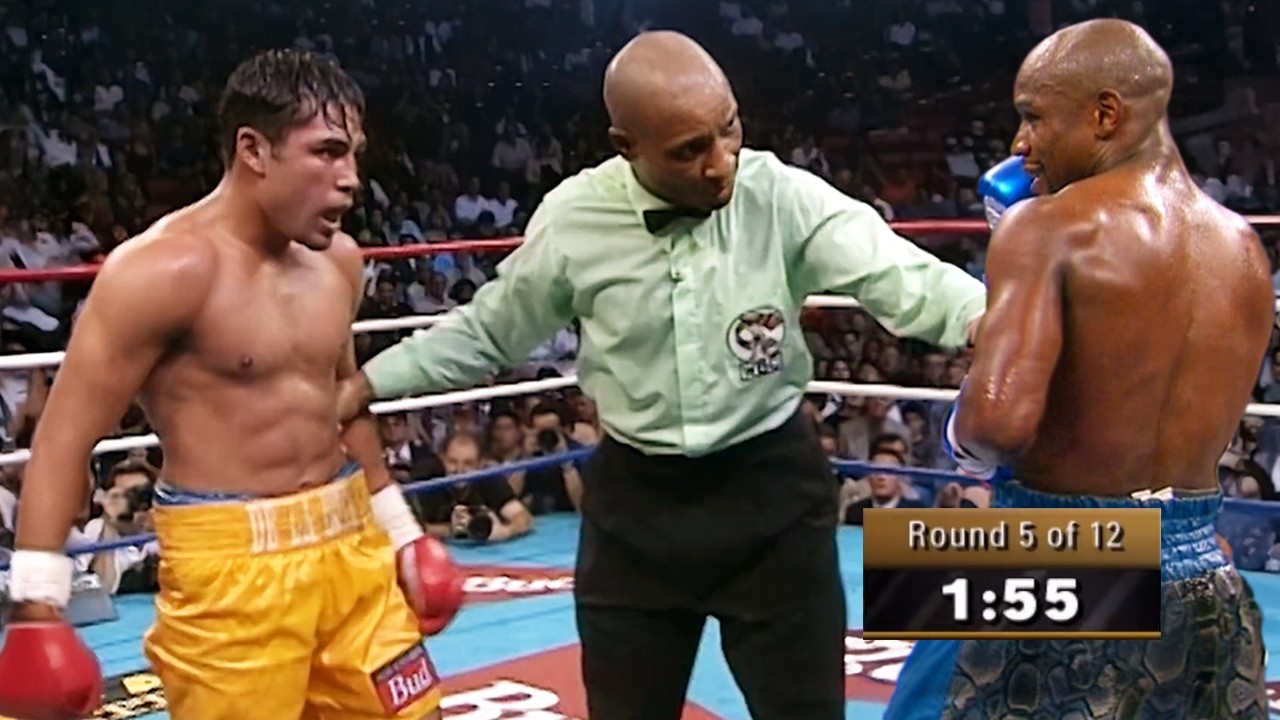 When Oscar De La Hoya Confronted Floyd Mayweather