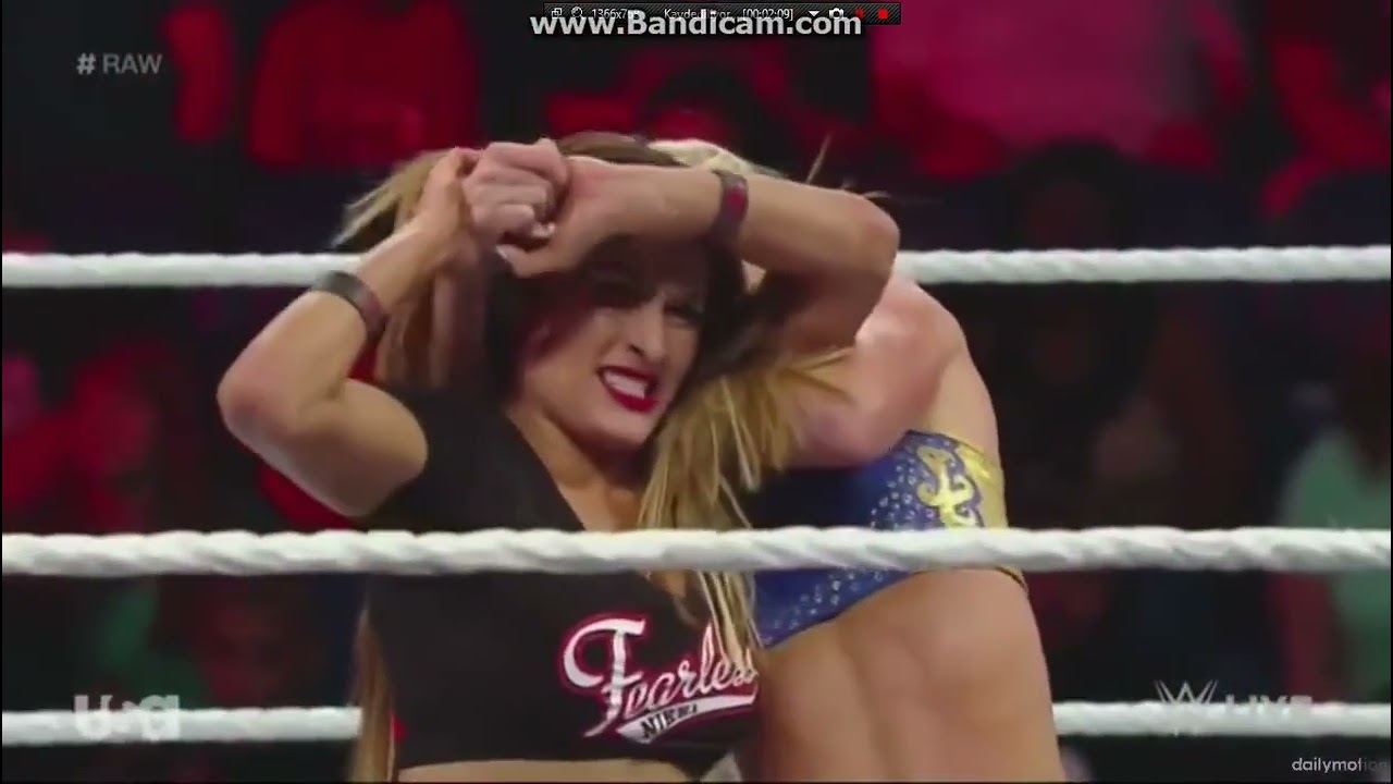 FULL MATCH - Nikki Bella vs. Summer Ræ: Raw, June 8, 2015