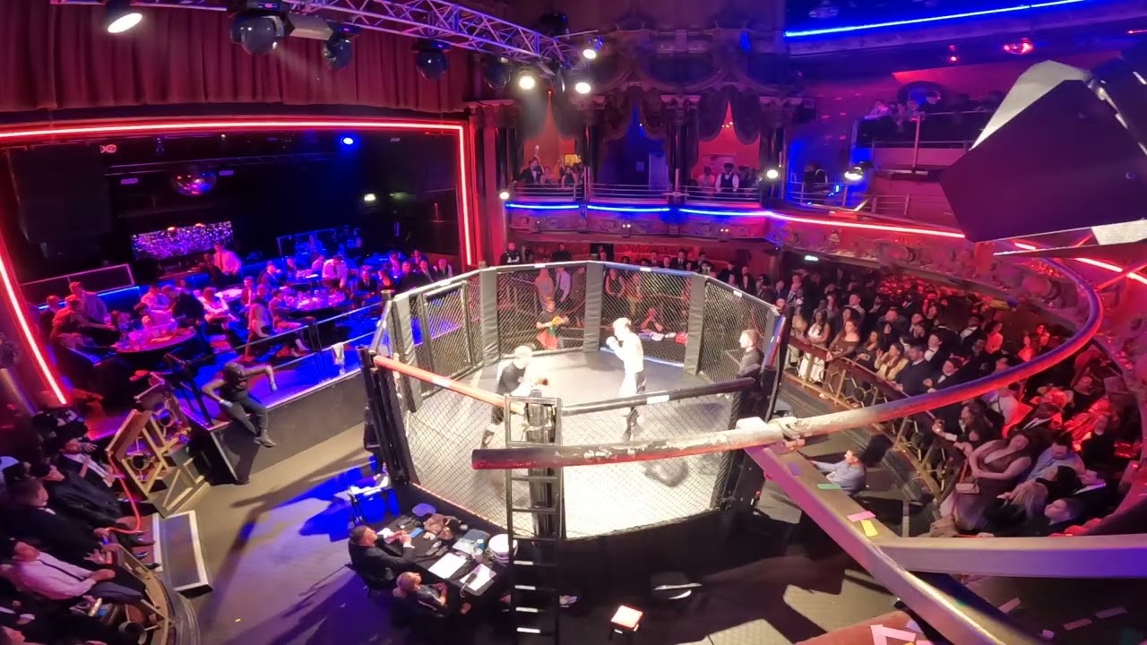 LONDON | ULTRA MMA | GIGA MANIA VS RYTIS NENISKIS