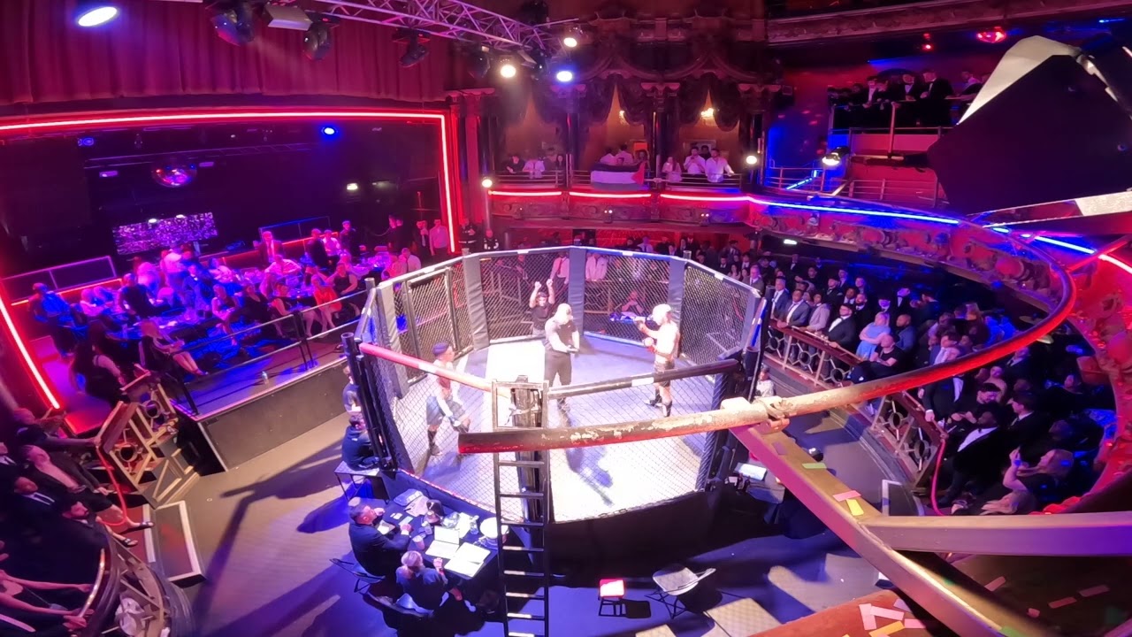 LONDON | ULTRA MMA | DONNIE THE PHOENIX VS ALI TROUBLE QASUM